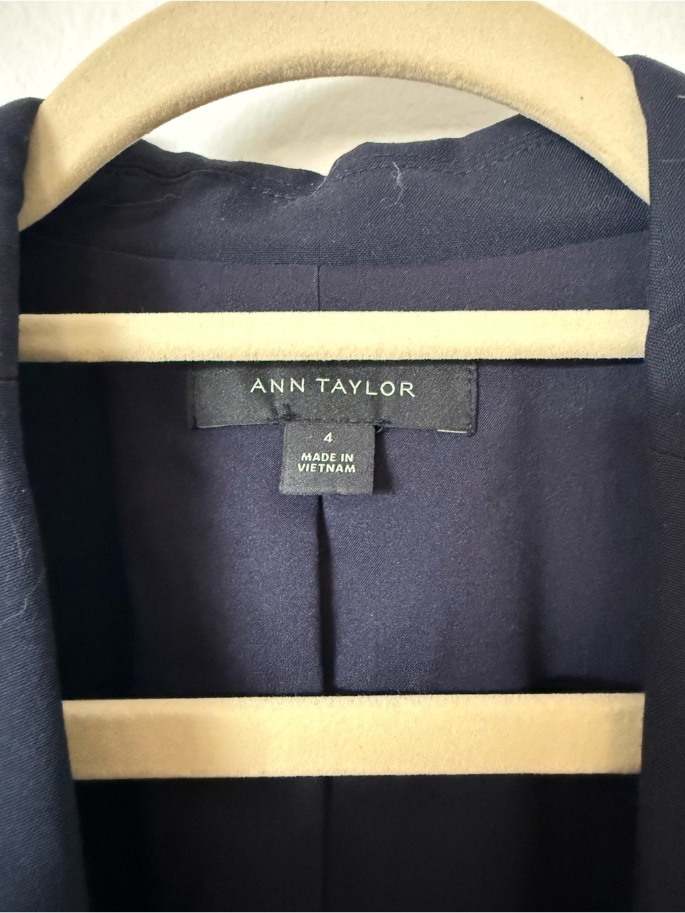 Ann Taylor Navy Two-Button Women's Blazer - Picture 3 of 4